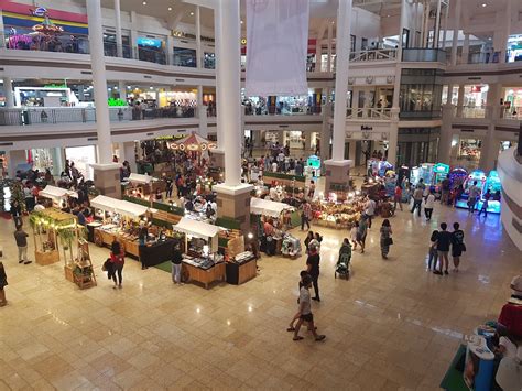 ALABANG TOWN CENTER: The First Ayala Mall .